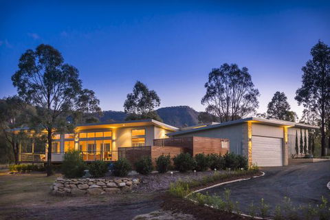 Elderslie House - Accommodation ACT 136