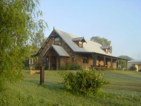 Elderslie House - Accommodation ACT 149