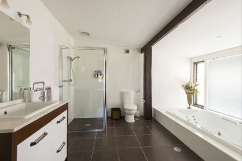 Elderslie House - Accommodation ACT 151