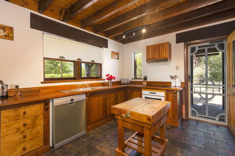Elderslie House - Accommodation ACT 155