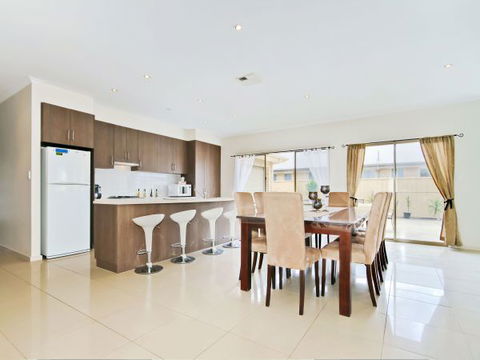 Century 21 SouthCoast: Moana Blue - Accommodation ACT 28