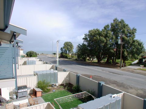 Century 21 SouthCoast: Moana Blue - Accommodation ACT 54