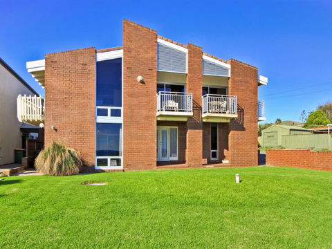 Century 21 SouthCoast: Moana Blue - Accommodation ACT 60
