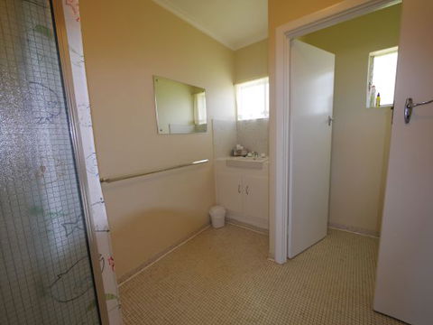 Century 21 SouthCoast: Moana Blue - Accommodation ACT 83