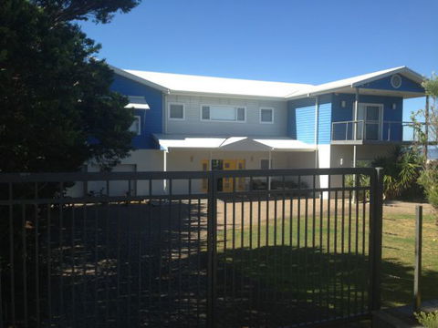 Century 21 SouthCoast: Moana Blue - Accommodation ACT 89