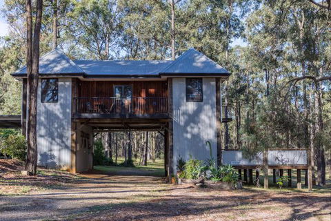 Elderslie House - Accommodation ACT 126
