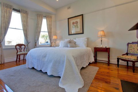 Elegance On Englehardt - Accommodation ACT 2