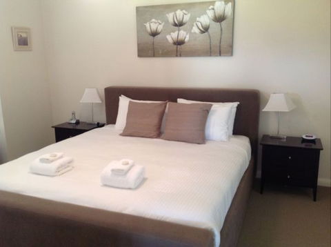 Elderslie House - Accommodation ACT 45