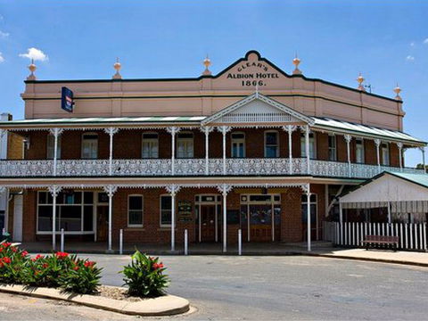 Albion Hotel Grenfell - Accommodation ACT 0