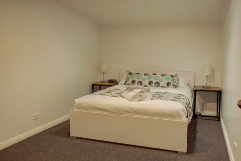 Spalding Lodge Unit 16 - Accommodation ACT 263