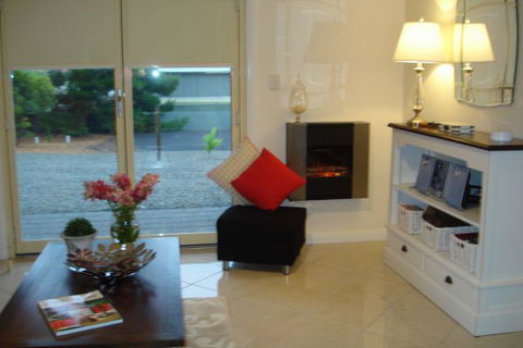 Auburn Pavilions - Accommodation ACT 2