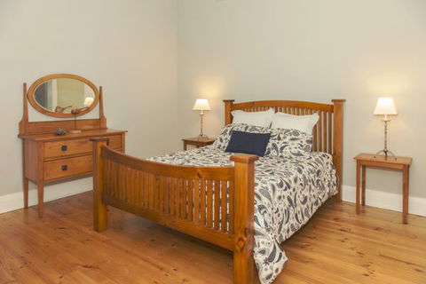 Spalding Lodge Unit 16 - Accommodation ACT 82