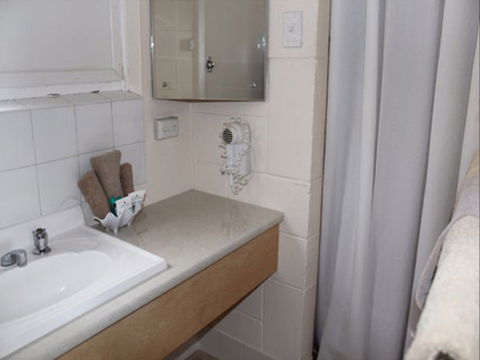 Spalding Lodge Unit 16 - Accommodation ACT 79