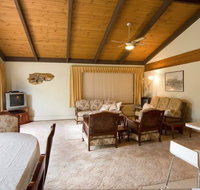 Chisholm Heights CBD Accommodation - Accommodation ACT