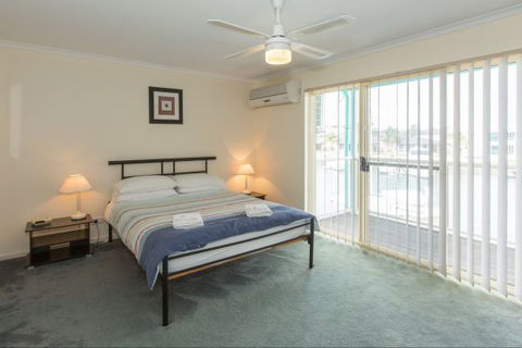 Spalding Lodge Unit 16 - Accommodation ACT 203