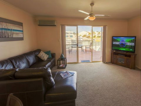 Spalding Lodge Unit 16 - Accommodation ACT 49