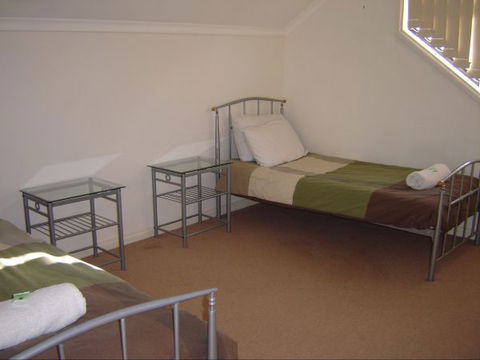 Spalding Lodge Unit 16 - Accommodation ACT 187
