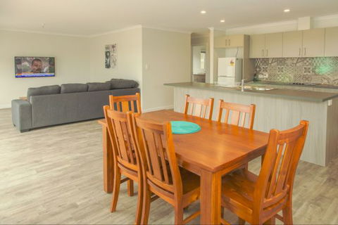 Spalding Lodge Unit 16 - Accommodation ACT 10