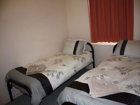 Spalding Lodge Unit 16 - Accommodation ACT 104