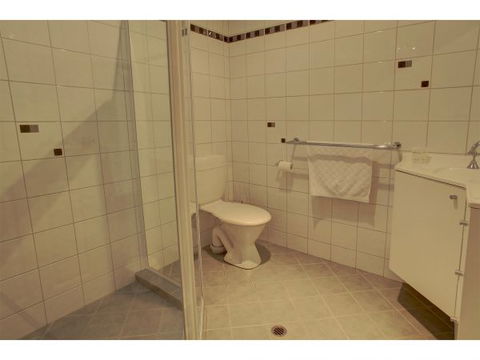Spalding Lodge Unit 16 - Accommodation ACT 244