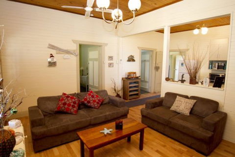 Anderl's Beach Cottage - Accommodation ACT 2