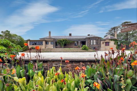 Eurambeen Historic Homestead And Gardens - Accommodation ACT 0