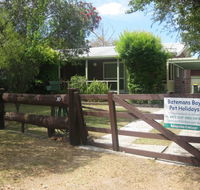 Grantham House  Pet Friendly Holiday Home - Accommodation ACT