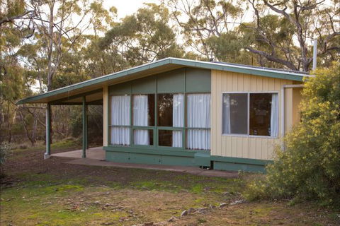 Alligator Lodge - Mount Remarkable National Park - Accommodation ACT 3