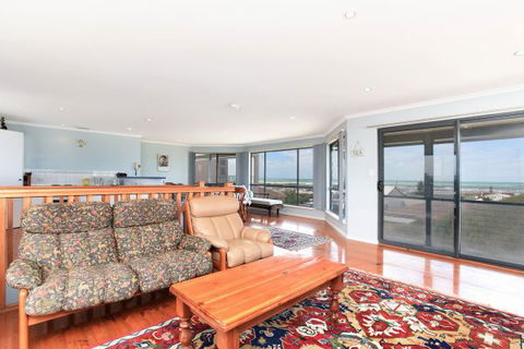 Ambergris - Accommodation ACT 3
