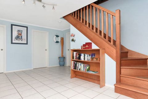 Ambergris - Accommodation ACT 4