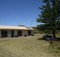 LJ Hooker Goolwa Holiday Rentals - 15 Eaton Avenue Goolwa Beach - Accommodation ACT