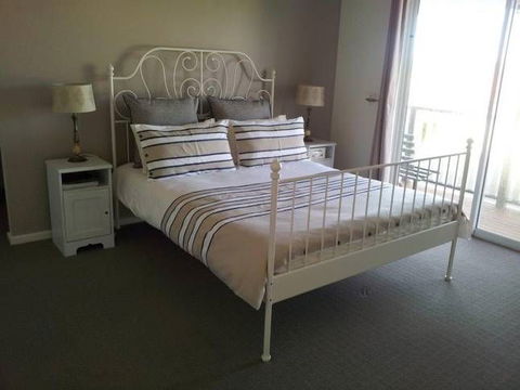 Annies Beach House - Accommodation ACT 1