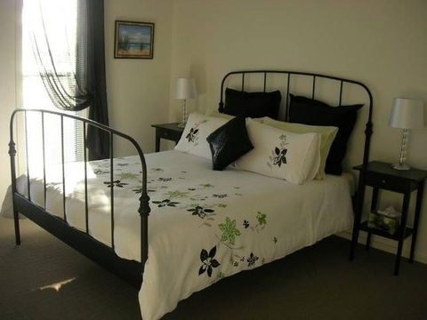 Annies Beach House - Accommodation ACT 2