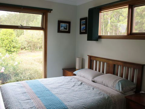 Eagle's Roost Farmstay B&B - Accommodation ACT 1