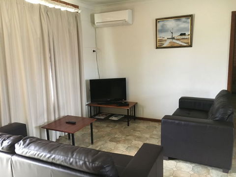 Augusta Escape - Accommodation ACT 3