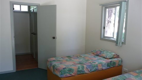UC Camping Acacia - Accommodation ACT 0