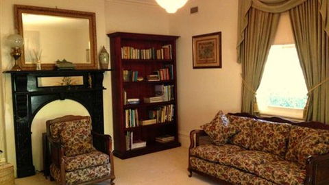 Annadale House - Accommodation ACT 3