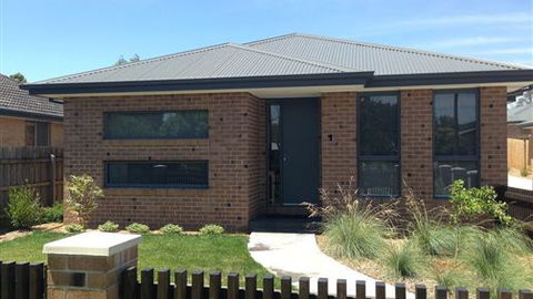 Allara House - Accommodation ACT 0