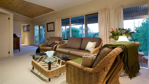 Acqua Vista - Accommodation ACT 2