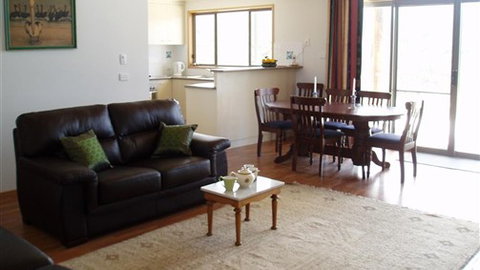 Hawksview At Mafeking - Accommodation ACT 5