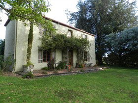 Adelaide Hills Country Cottages - Apple Tree Cottage - Accommodation ACT 2