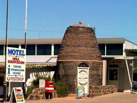 Andamooka Dukes Bottlehouse Motel - Accommodation ACT 0