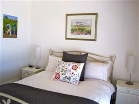ArtWine Cottages - Accommodation ACT 0