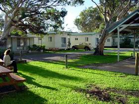 Hay Flat SA Accommodation ACT