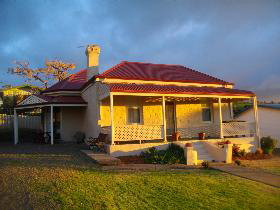 Penneshaw SA Accommodation ACT