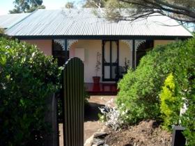 Jasmine's Cottage - Accommodation ACT 0