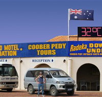Radeka Downunder Underground Motel and Backpacker Inn - Accommodation ACT