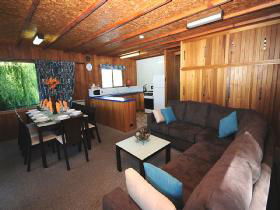 The Murray Dream Self Contained Moored Houseboat - Accommodation ACT 1