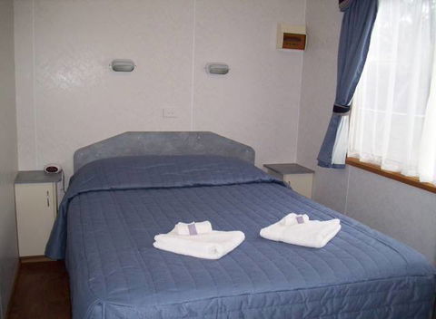 Adare Caravan Park & Holiday Units - Accommodation ACT 0
