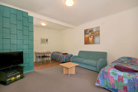 Adelaide City Fringe Serviced Apartments & Motel - Accommodation ACT 2